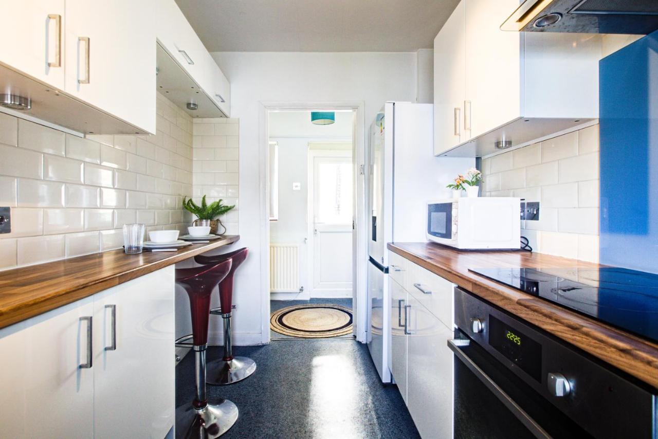 Private Family Apartment, In Victoria Posh Sw1 Лондон Экстерьер фото